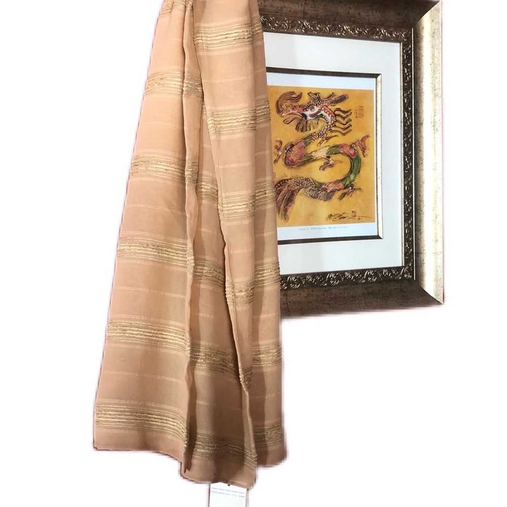 Giorgio Armani Le Colezione Scarf, NWT